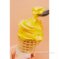 Cone crocante de sorvete durian